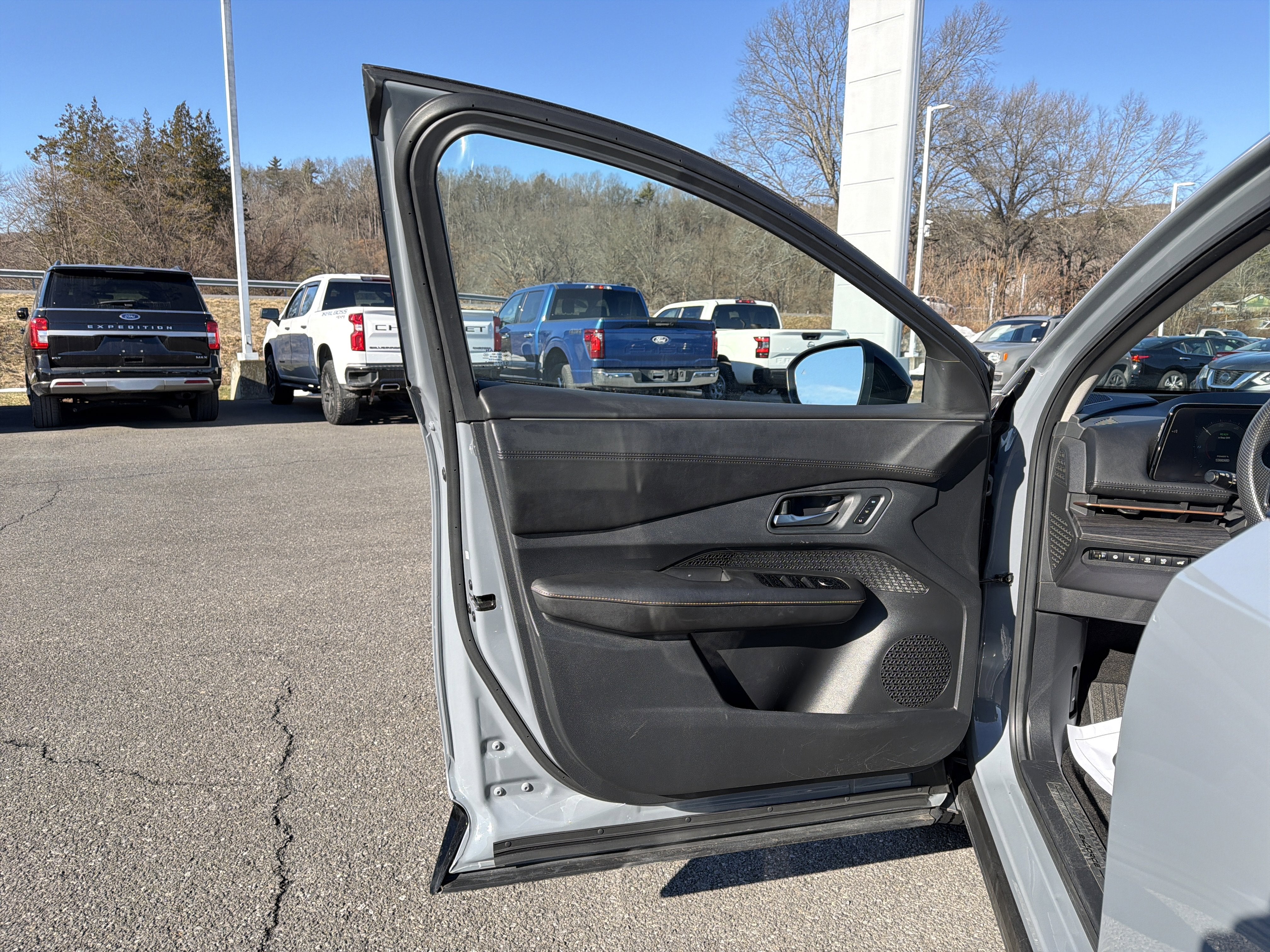 2024 Nissan Ariya EVOLVE+ e-4ORCE