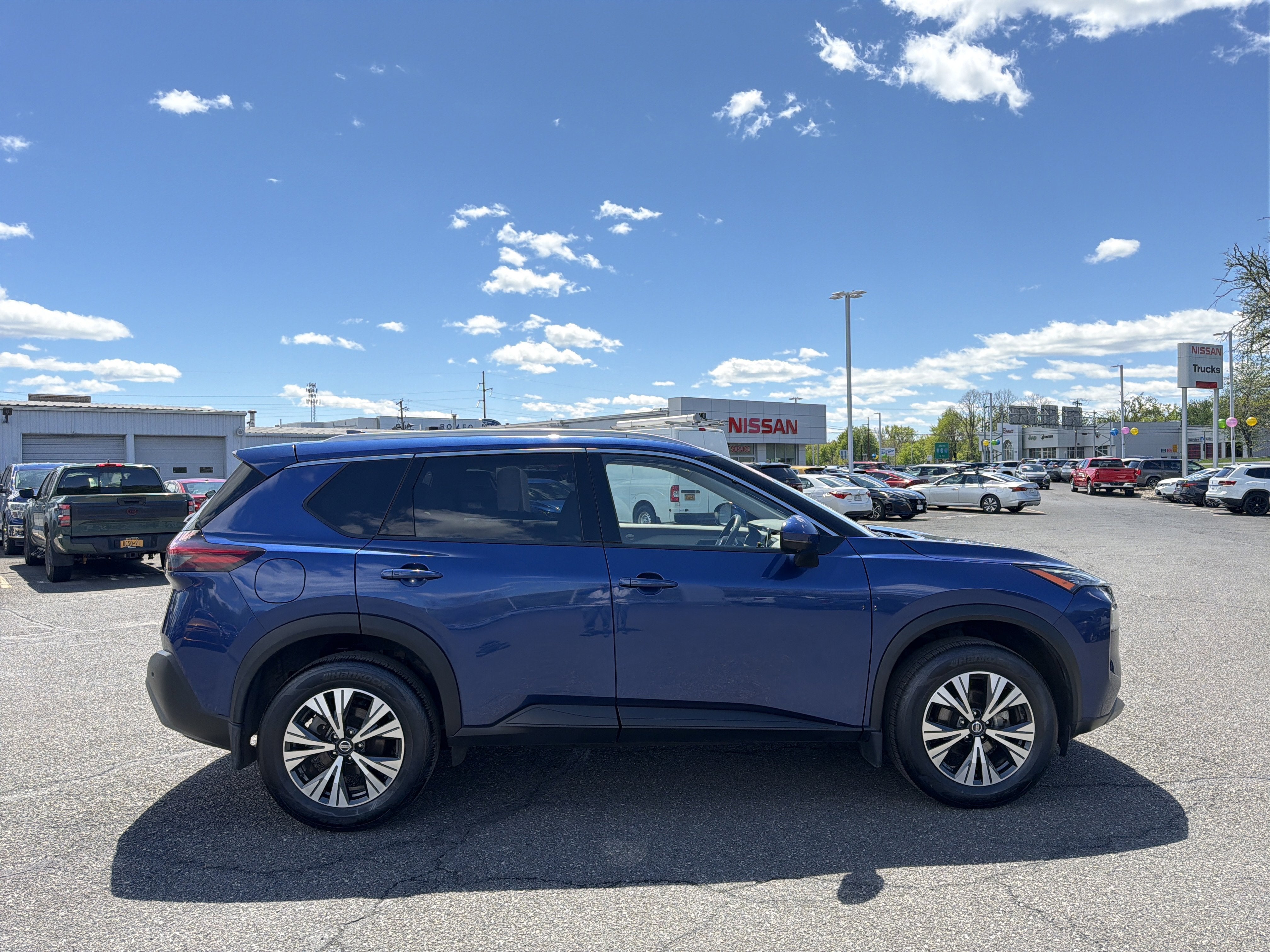 2021 Nissan Rogue SV