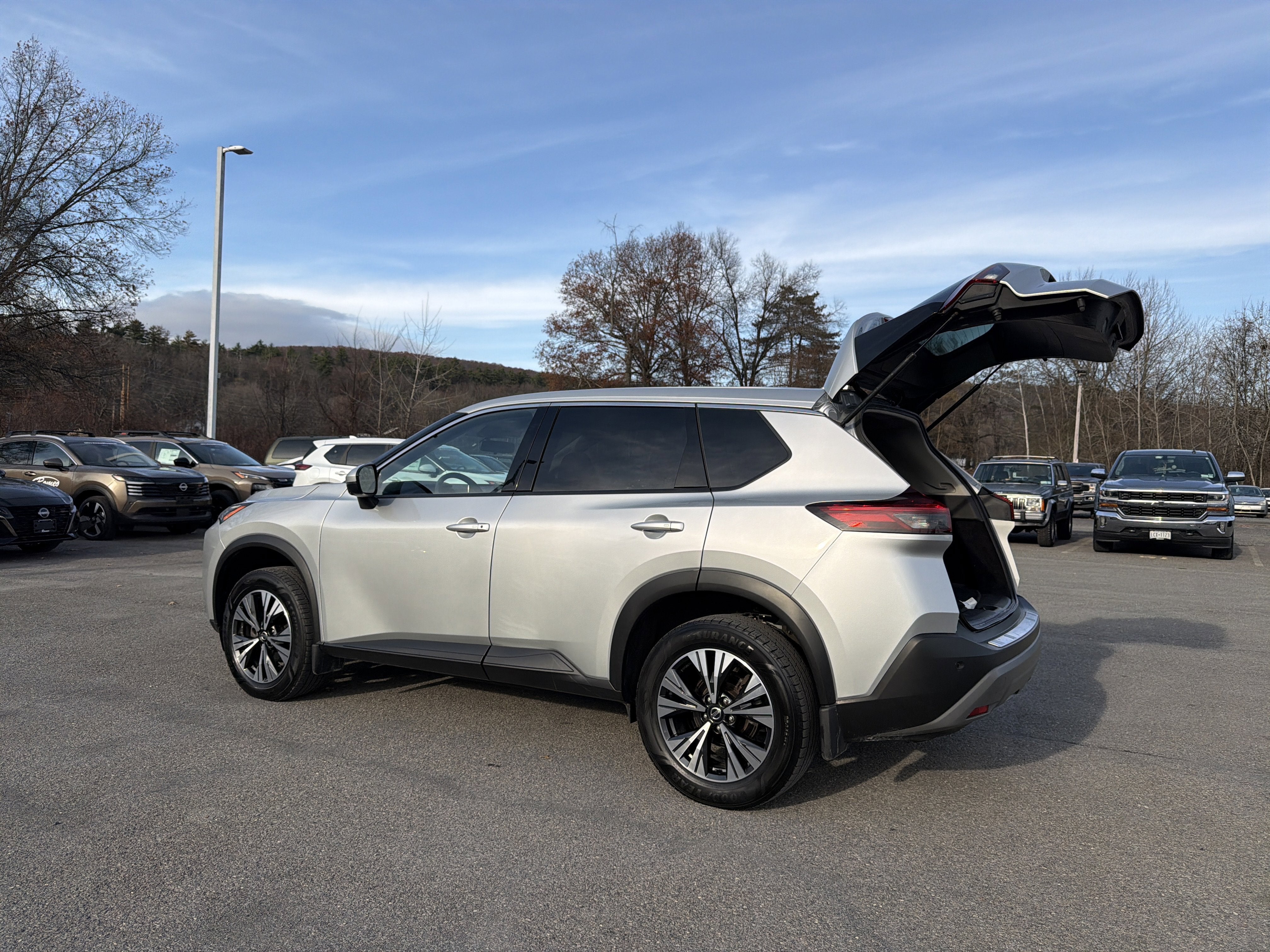 2021 Nissan Rogue SV