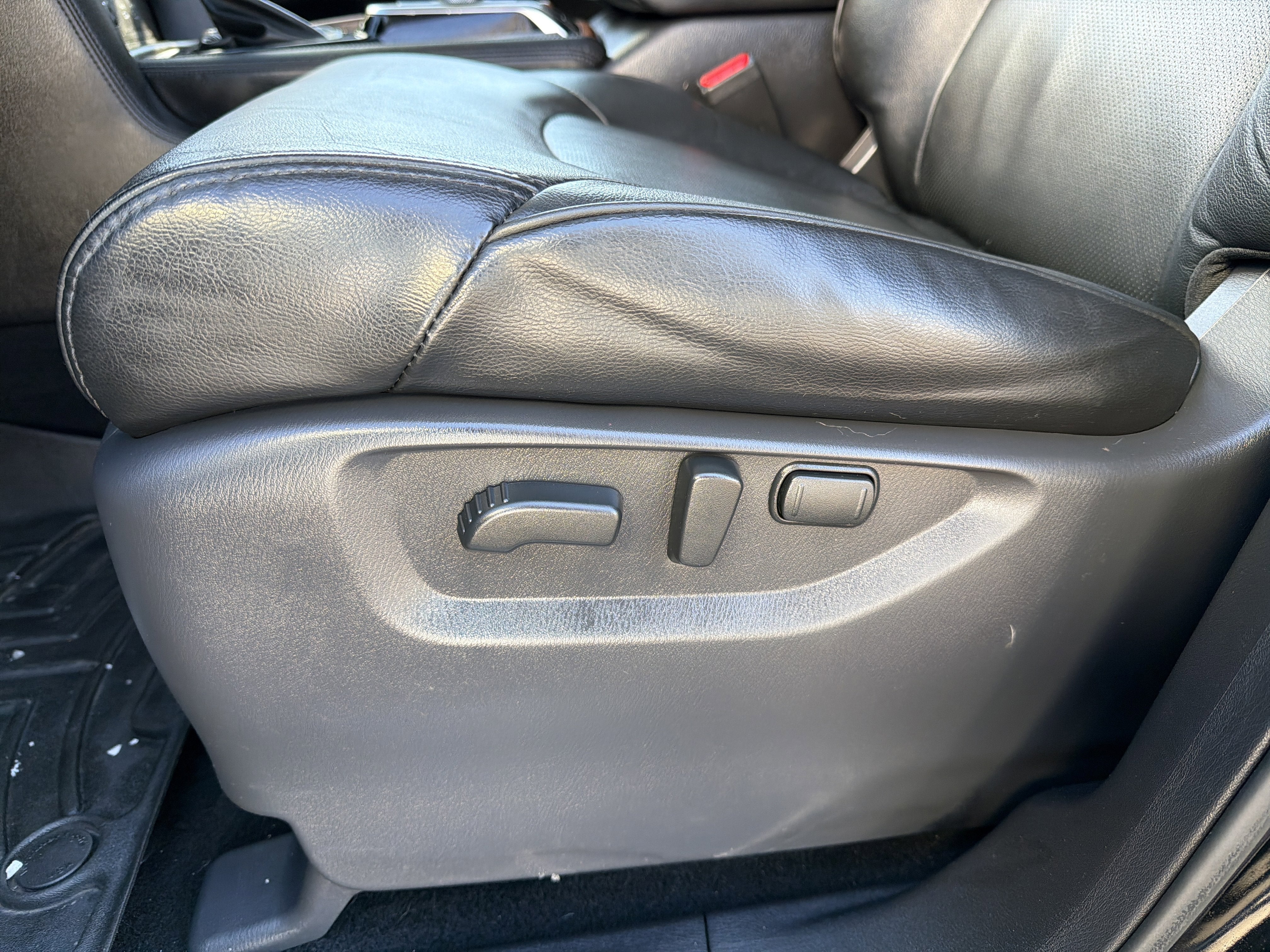 2022 Nissan Armada SL