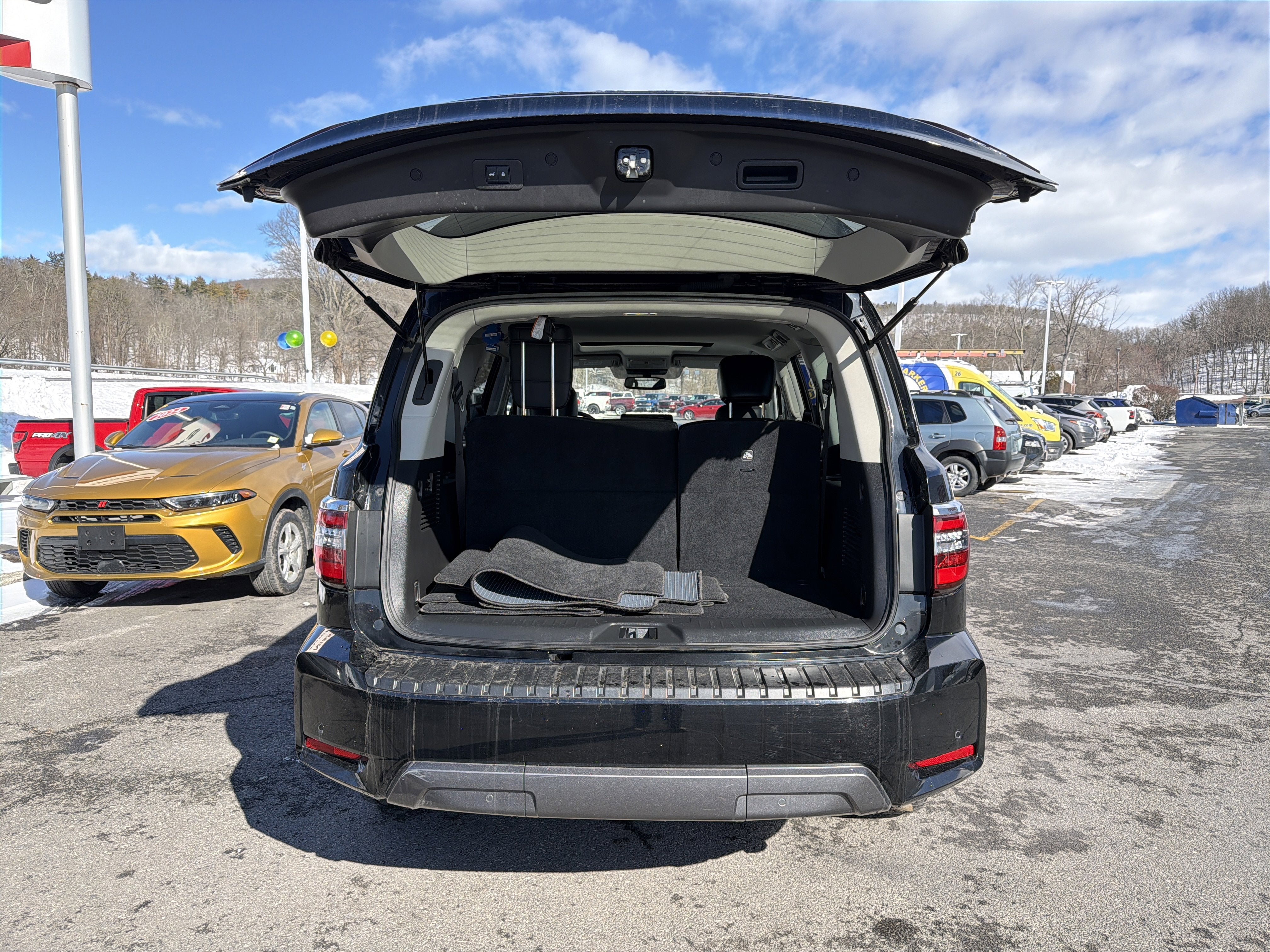 2022 Nissan Armada SL