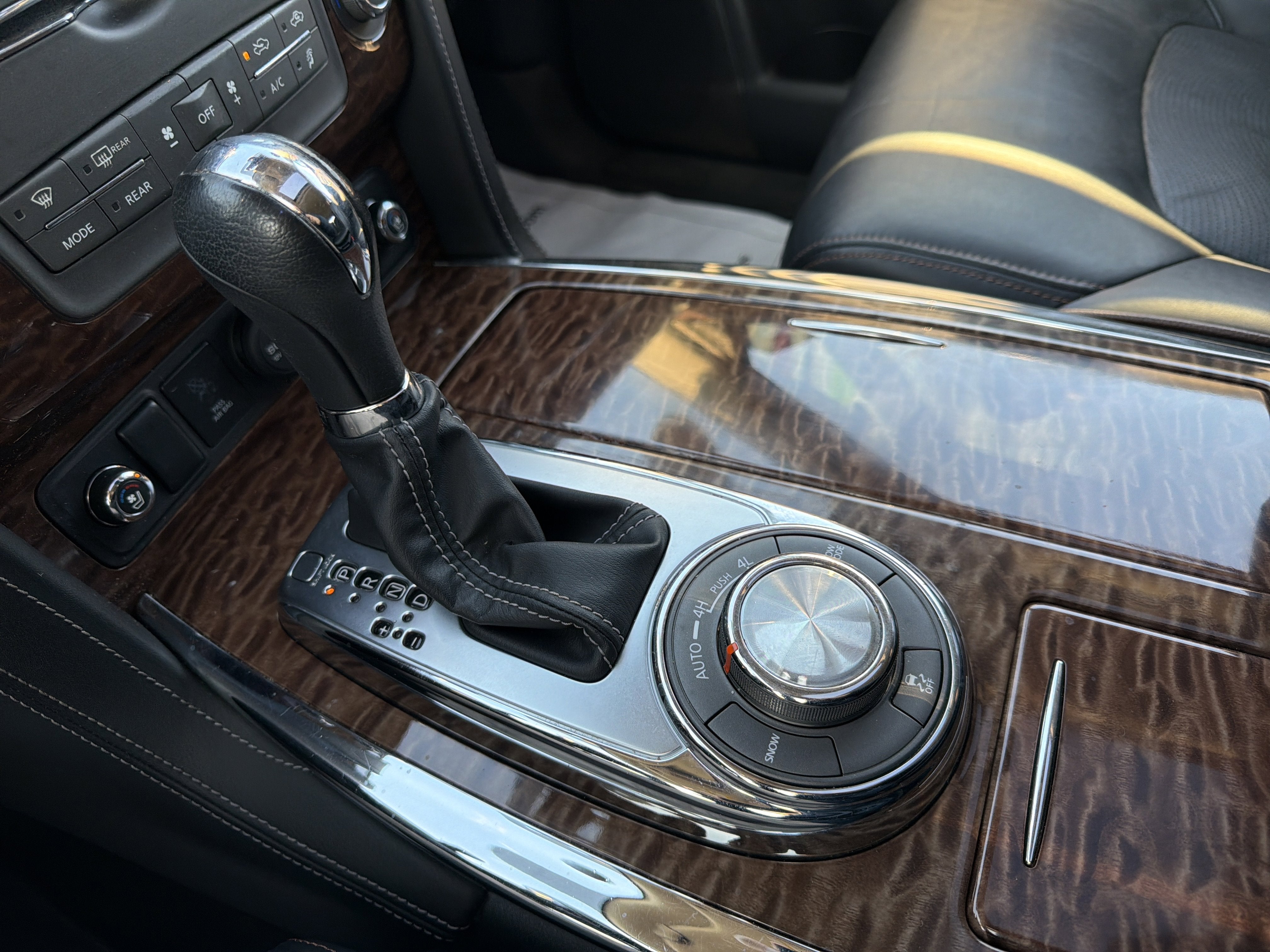 2019 Nissan Armada Platinum