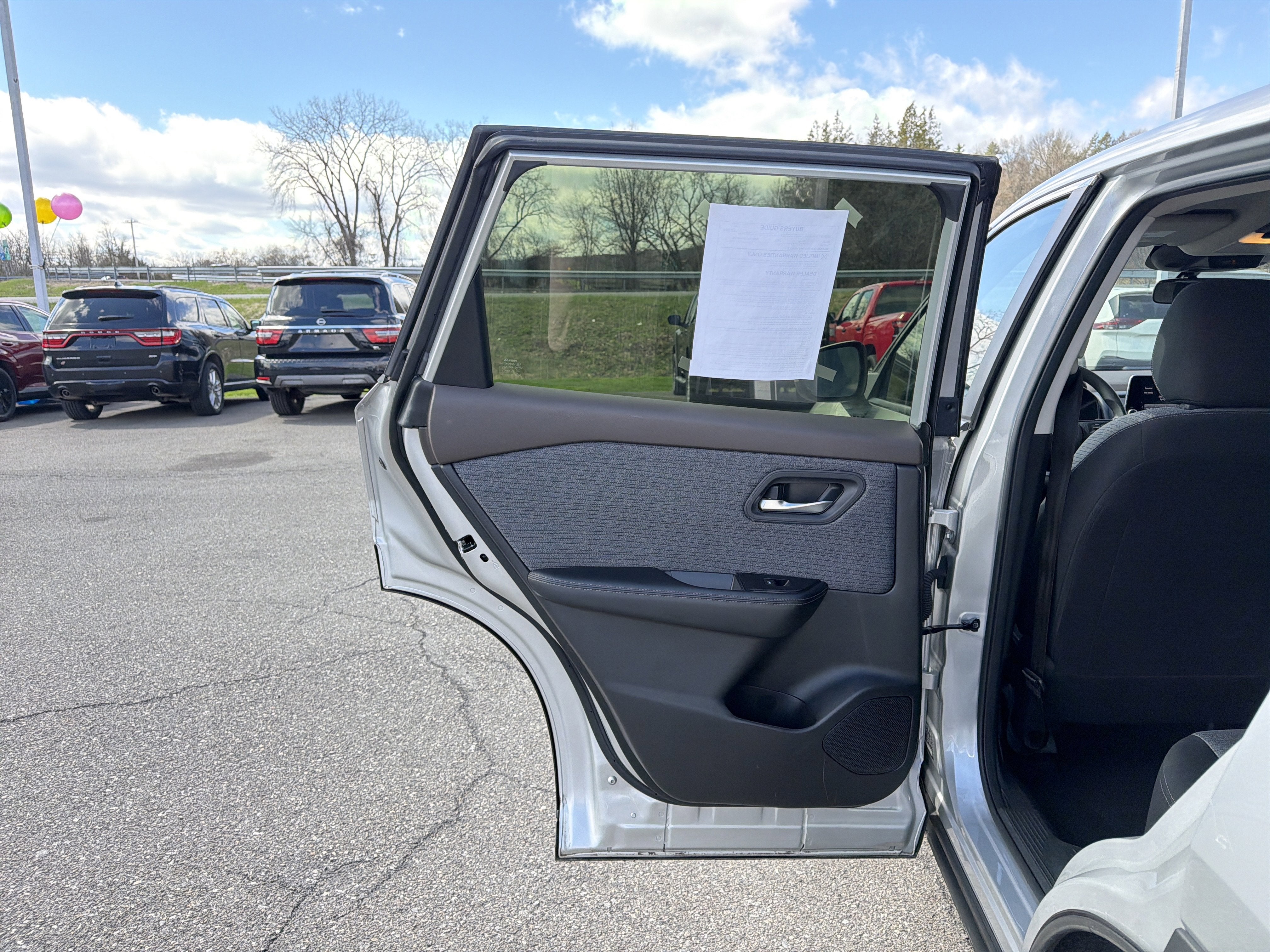 2023 Nissan Rogue SV