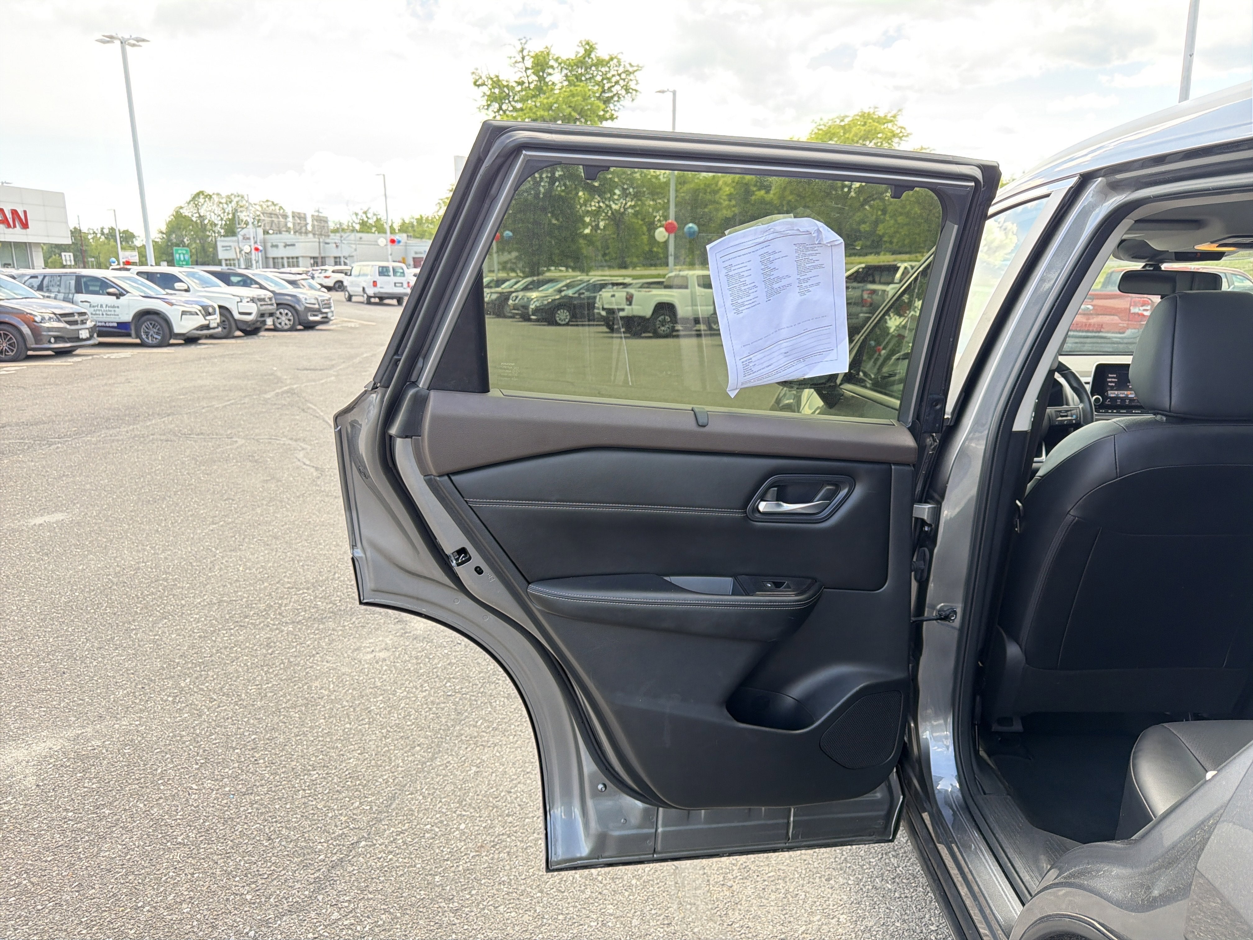 2023 Nissan Rogue SV