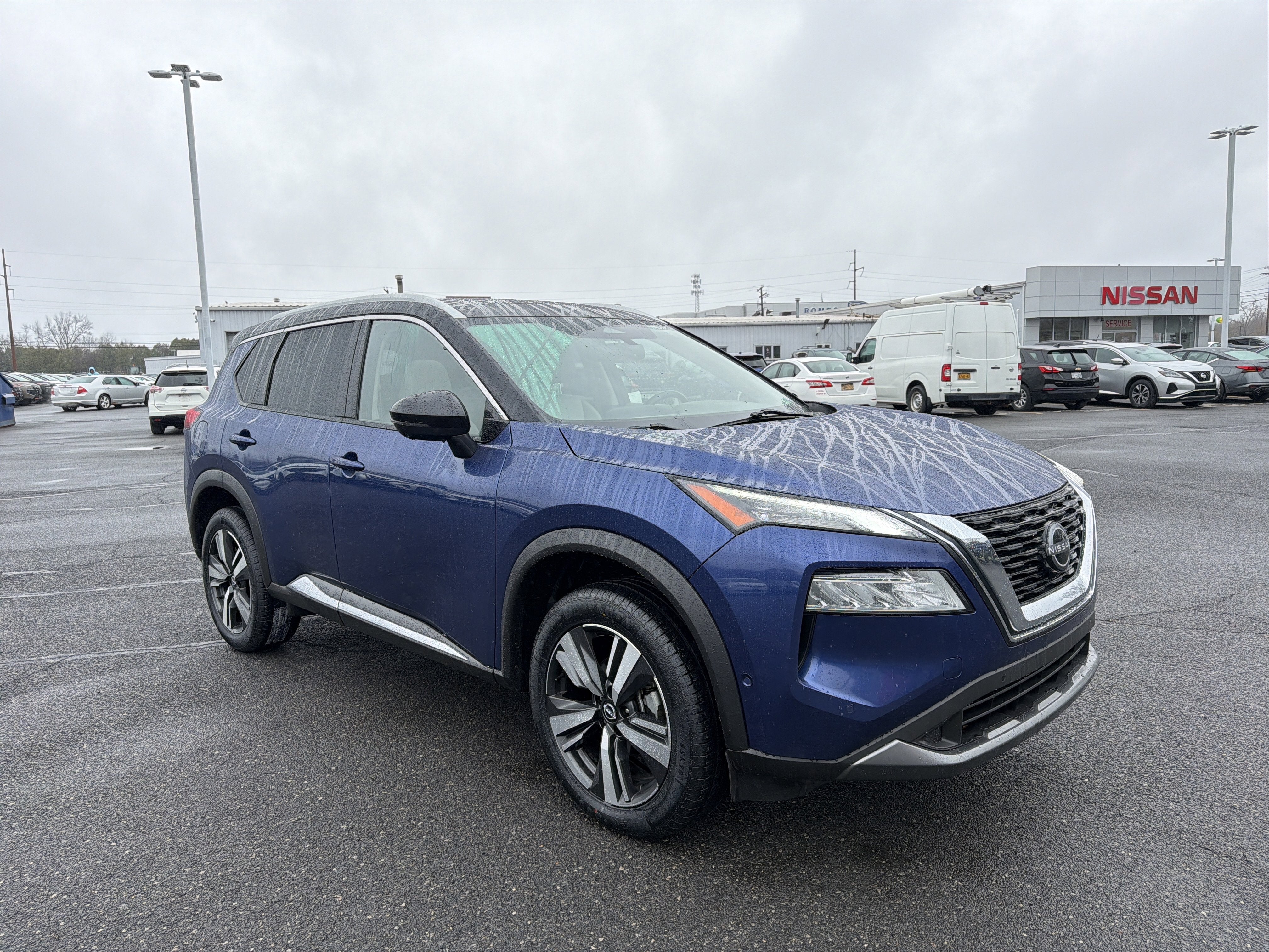 2023 Nissan Rogue SL