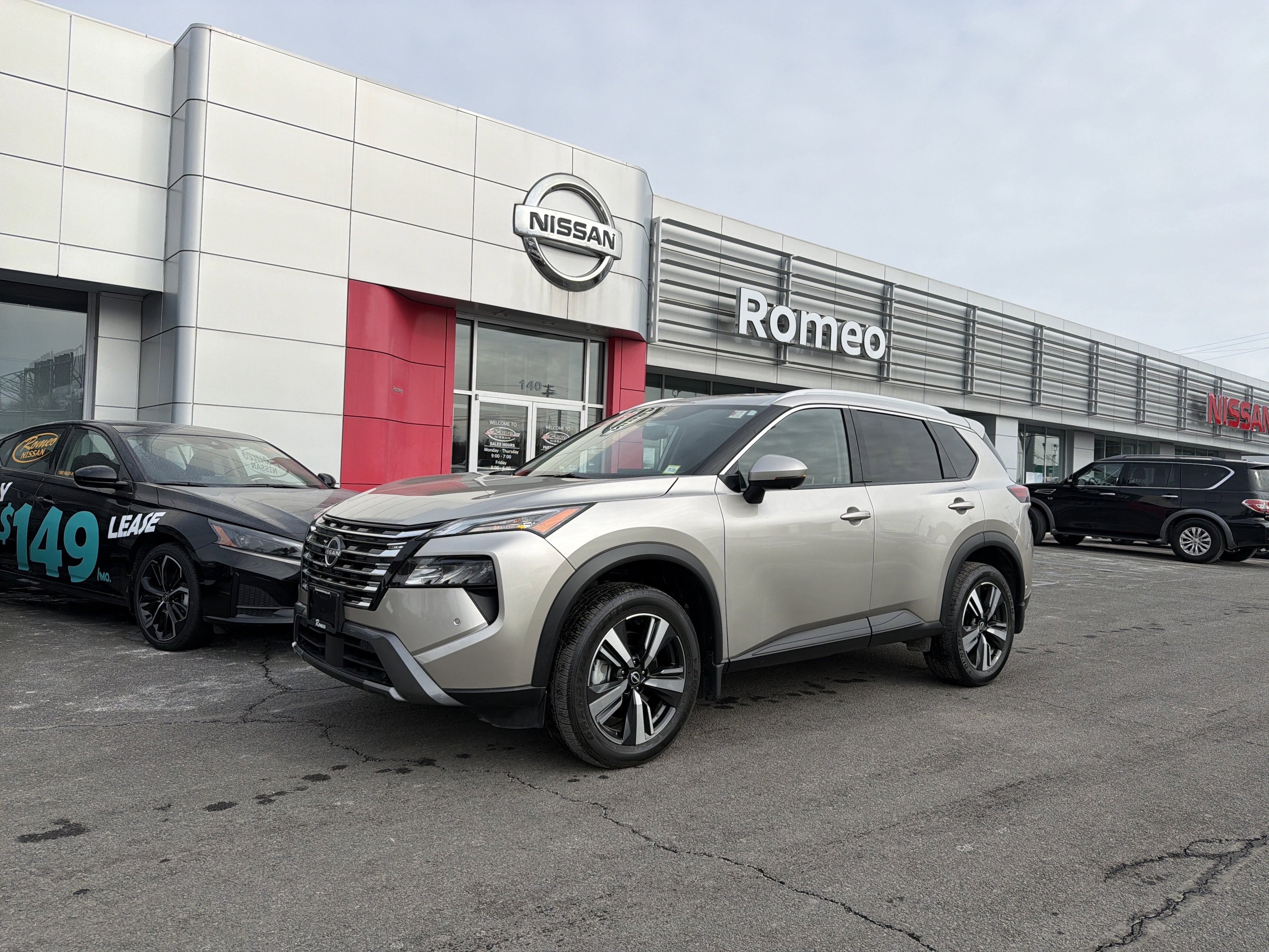 2025 Nissan Rogue SL