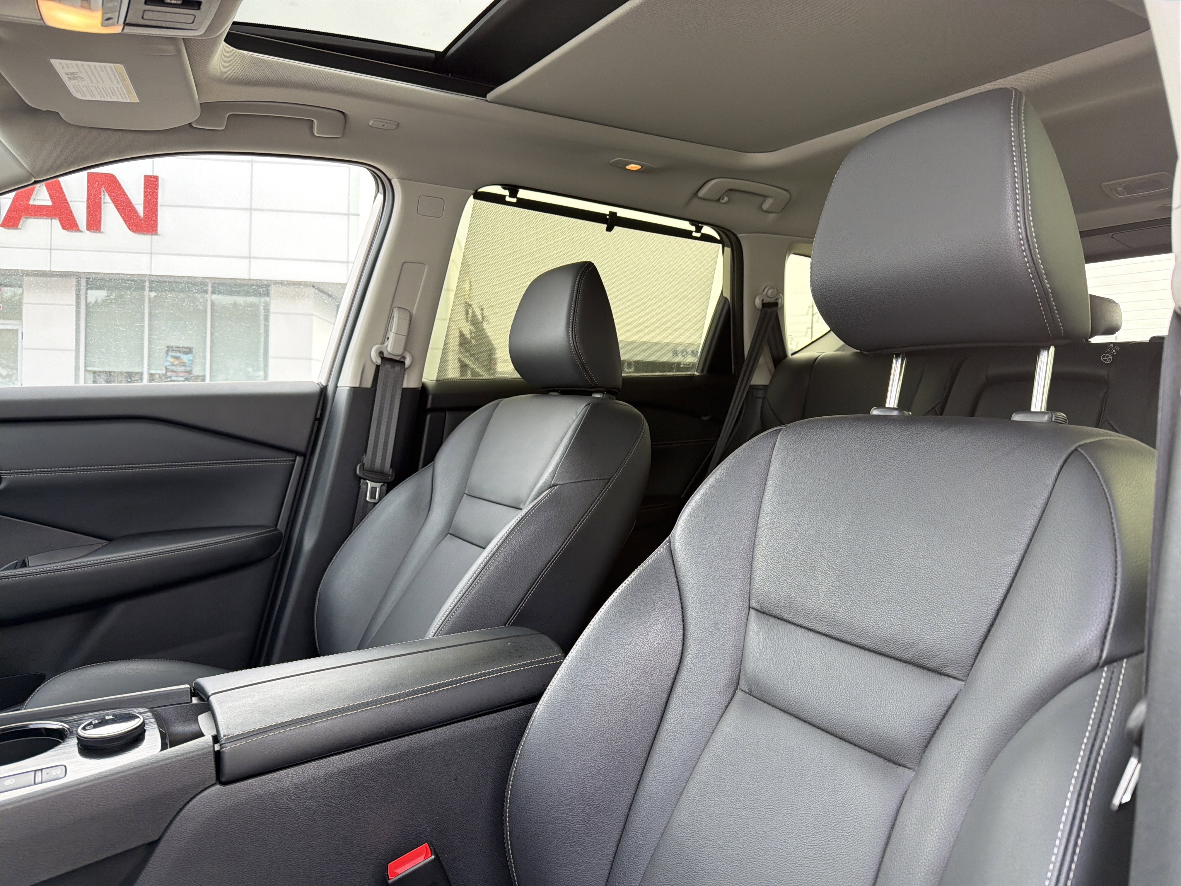 2025 Nissan Rogue SL