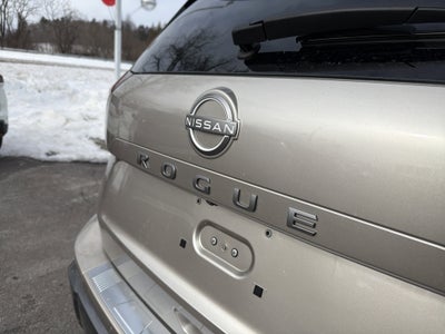 2025 Nissan Rogue SL