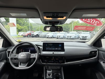 2025 Nissan Rogue SL
