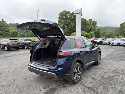 2025 Nissan Rogue SL
