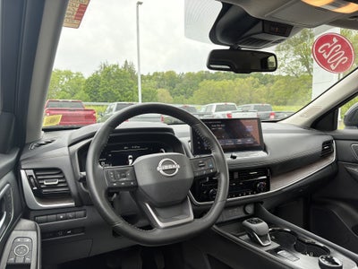 2025 Nissan Rogue Platinum