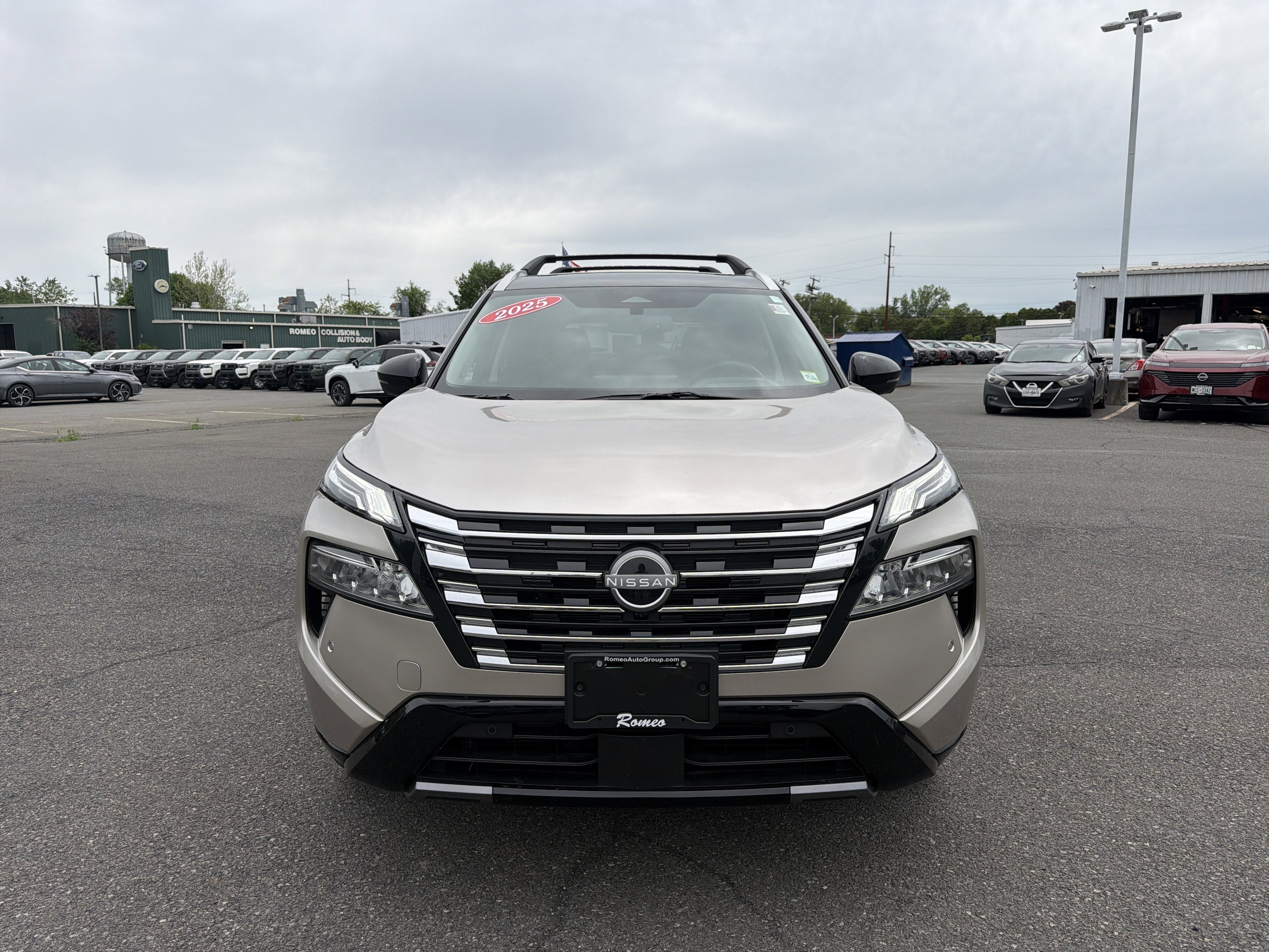2025 Nissan Rogue Platinum