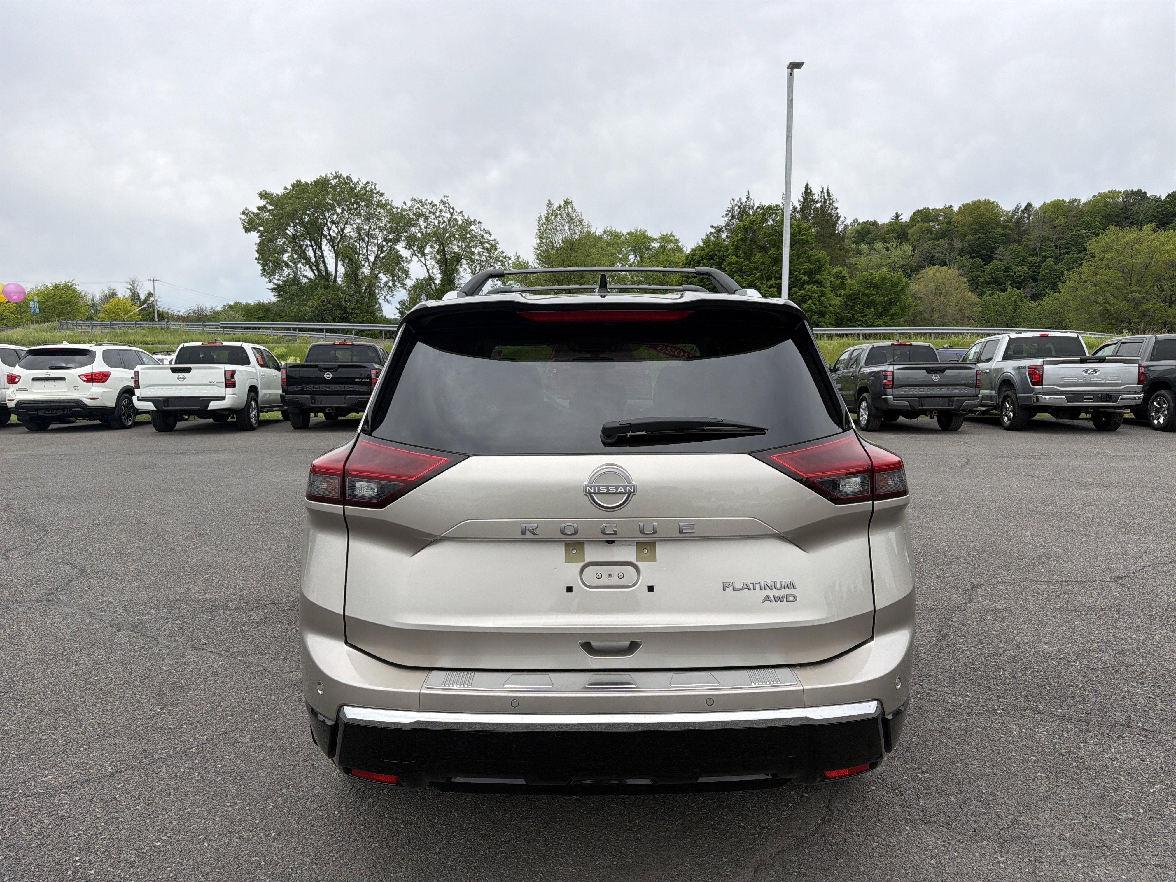 2025 Nissan Rogue Platinum