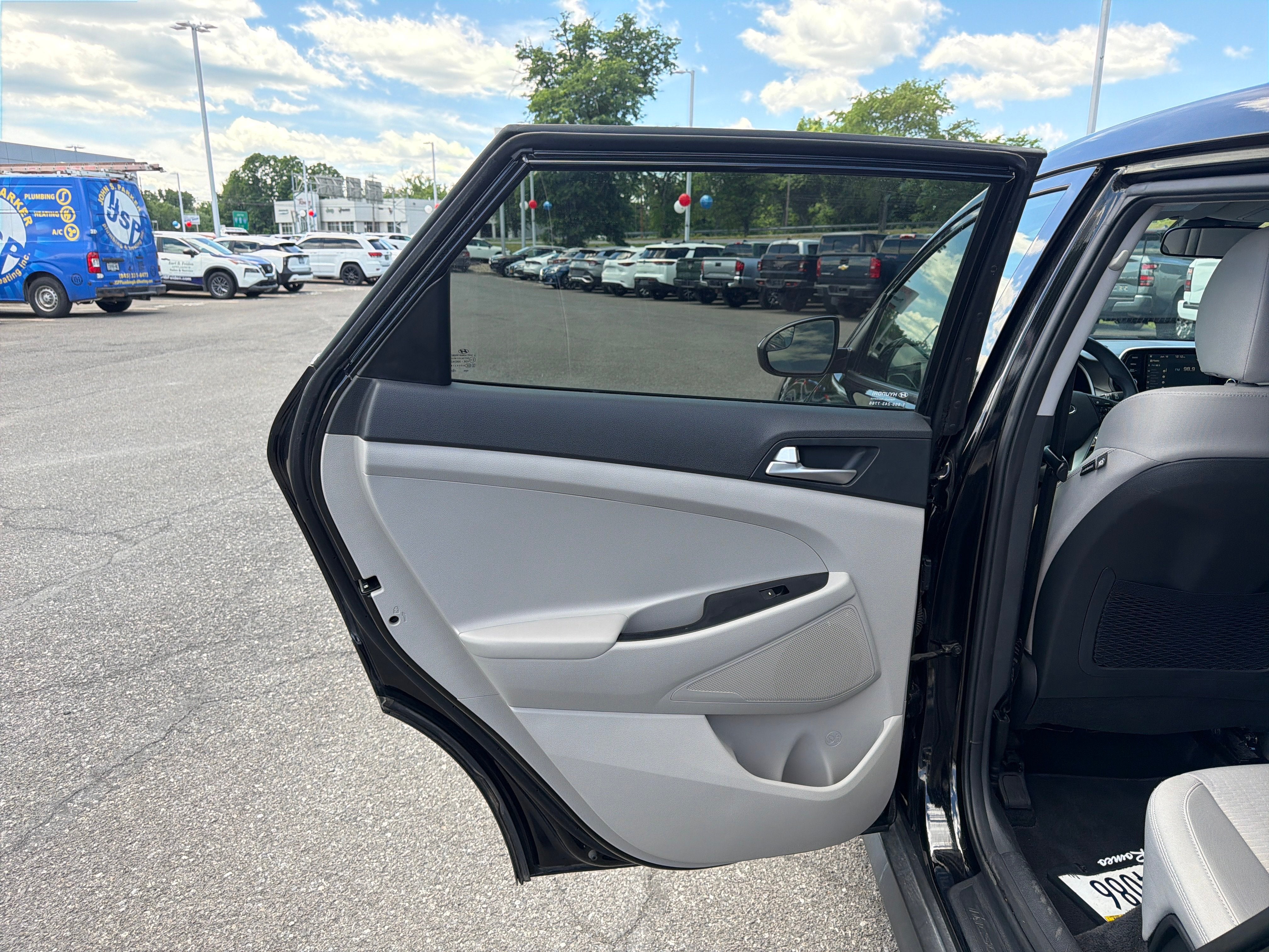 2021 Hyundai Tucson SE