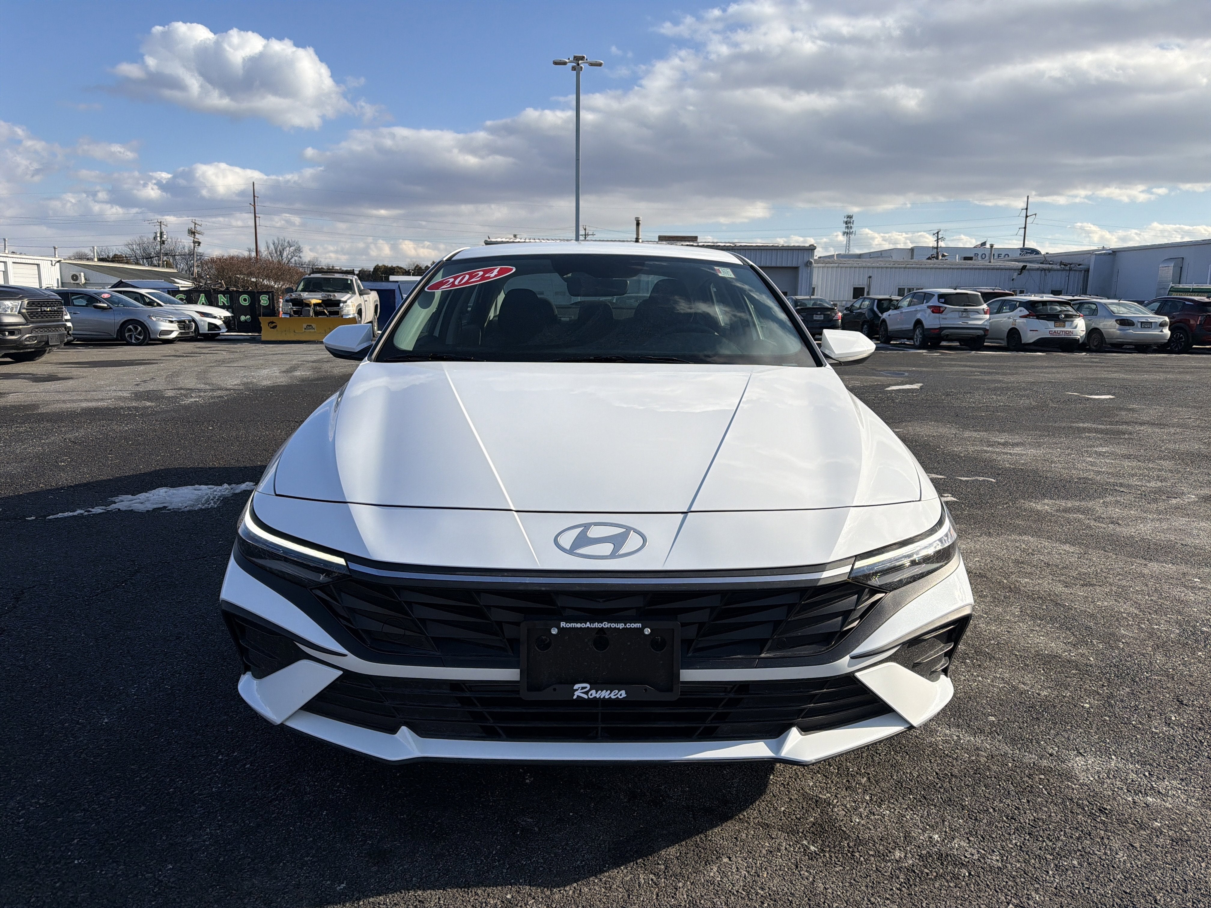 2024 Hyundai Elantra SEL