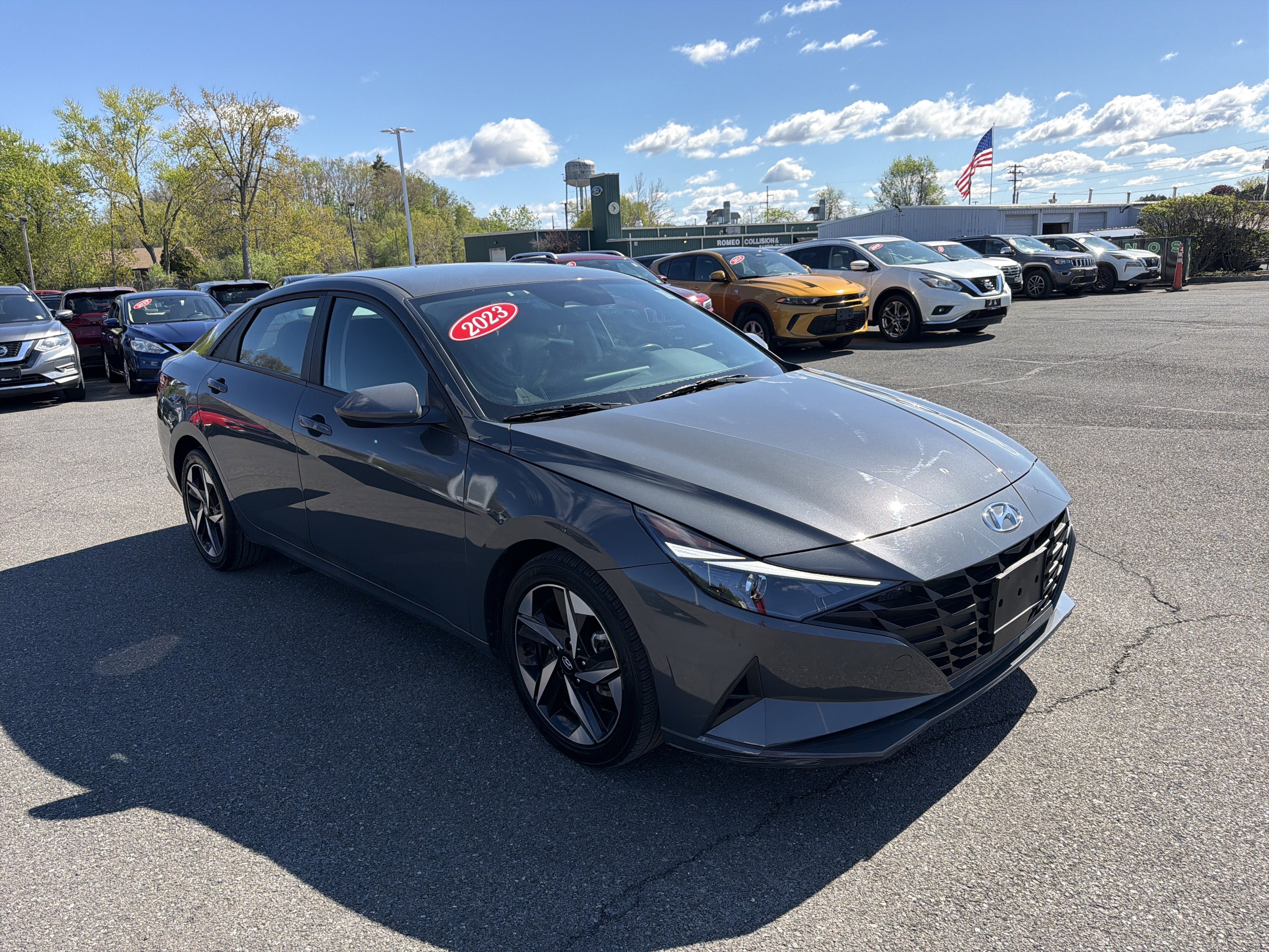2023 Hyundai Elantra SEL