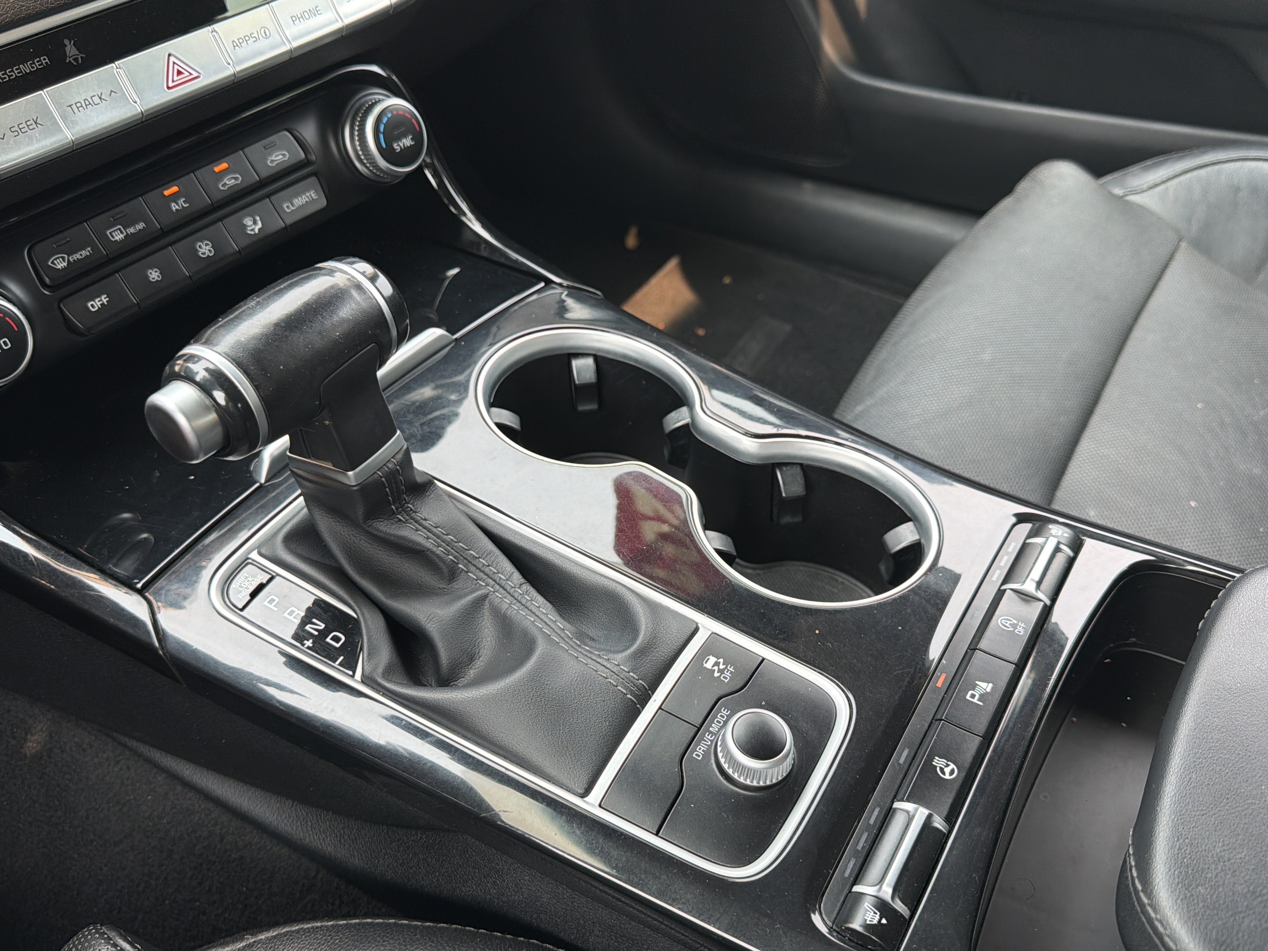 2018 Kia Stinger Base