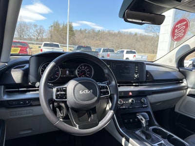 2024 Kia Carnival LX