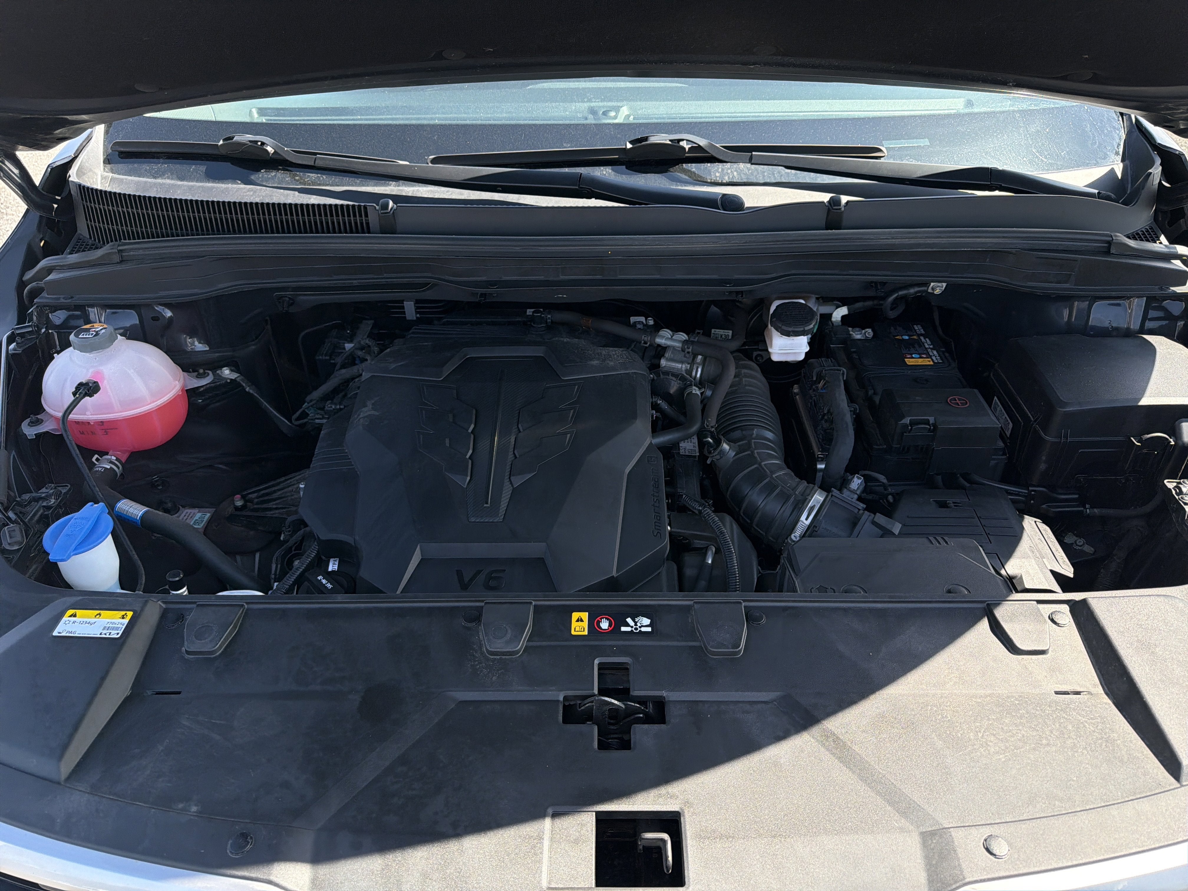 2024 Kia Carnival LX