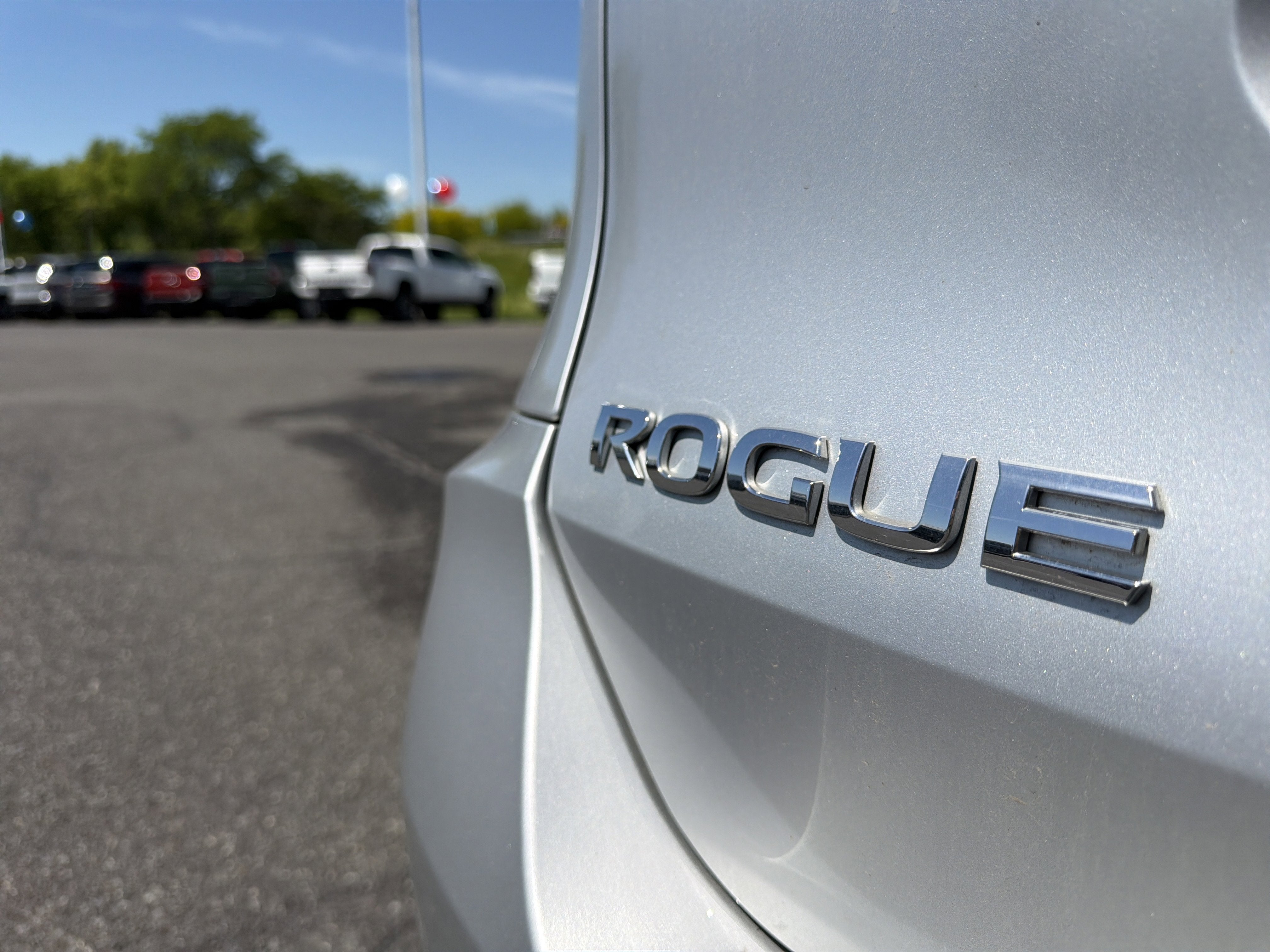 2018 Nissan Rogue SV
