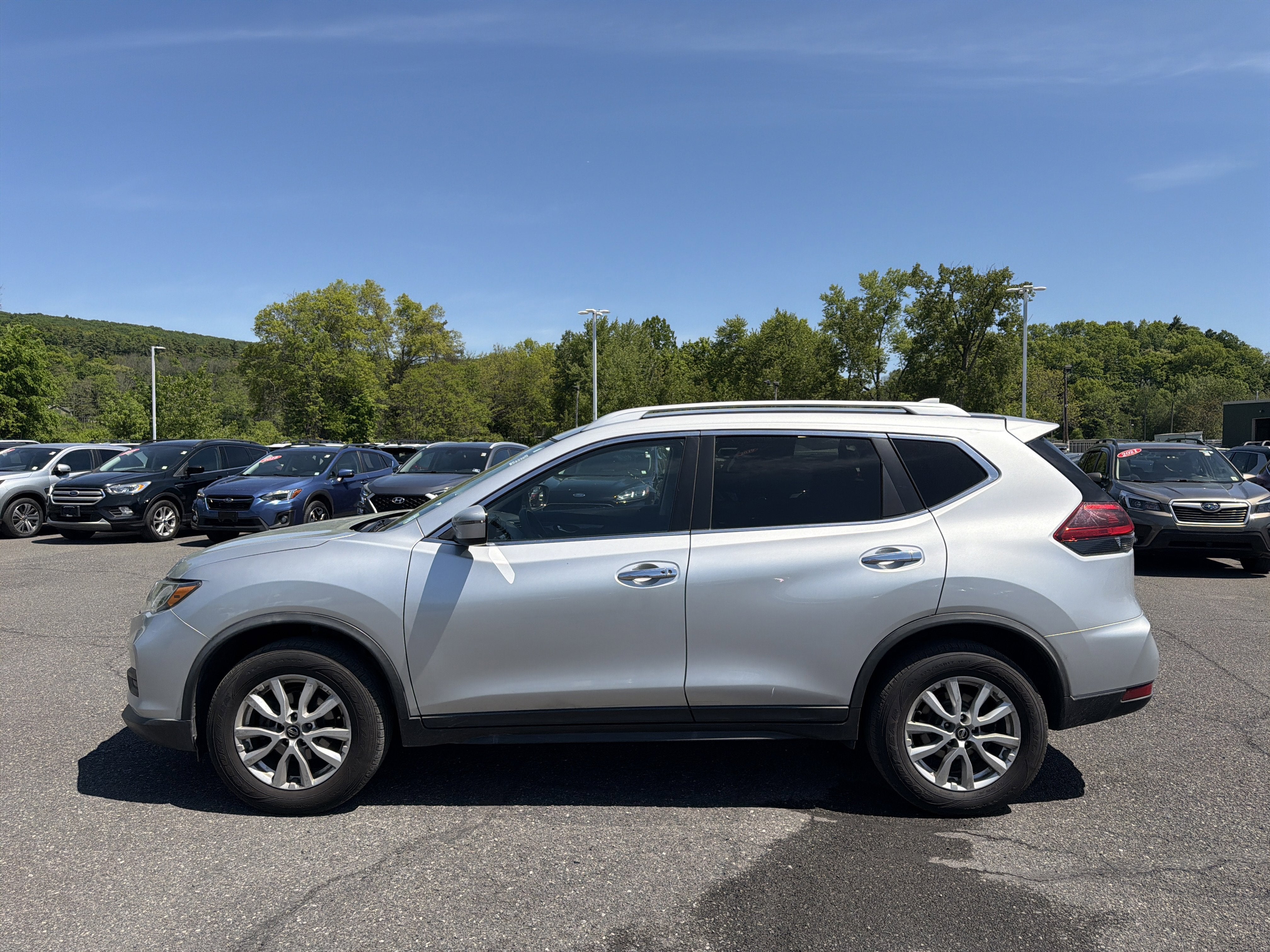 2018 Nissan Rogue SV
