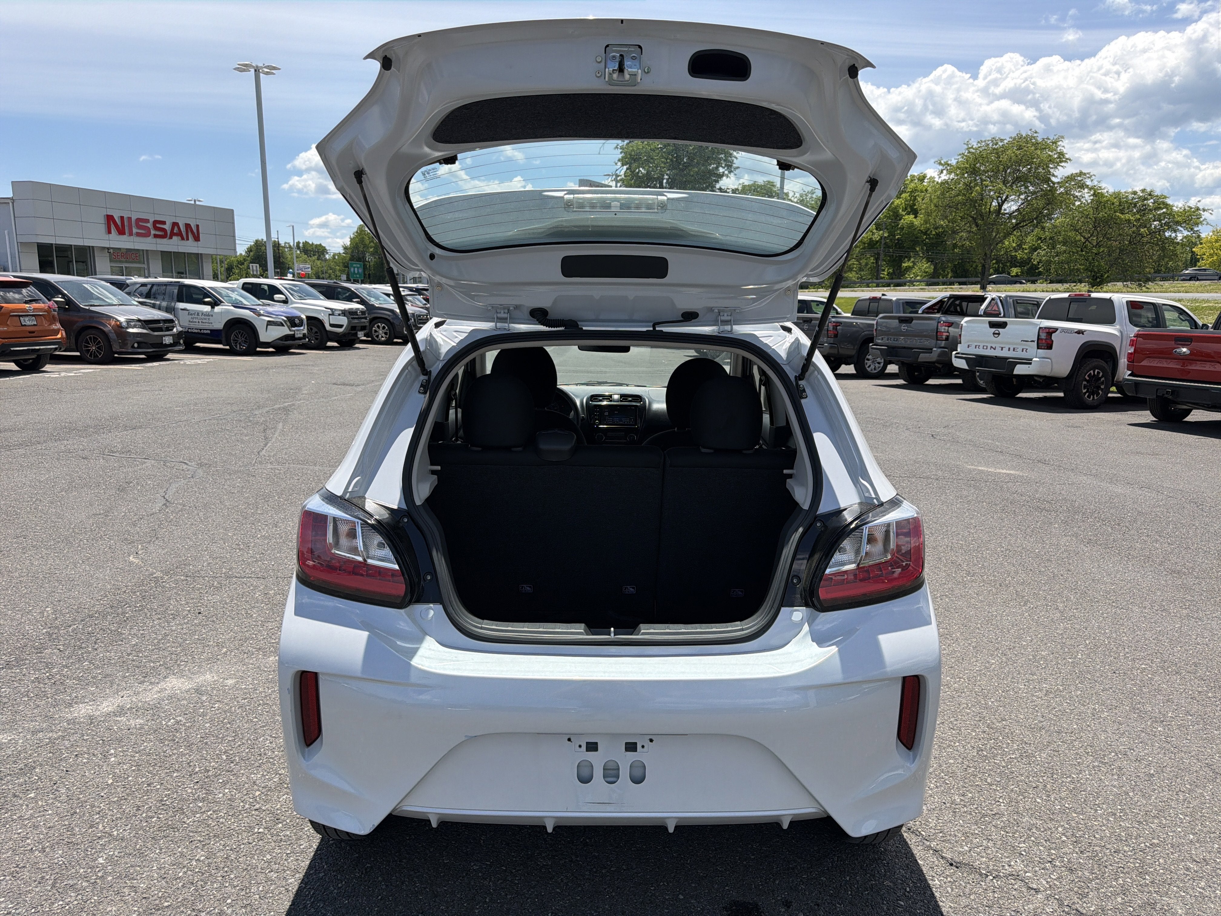 2024 Mitsubishi Mirage ES