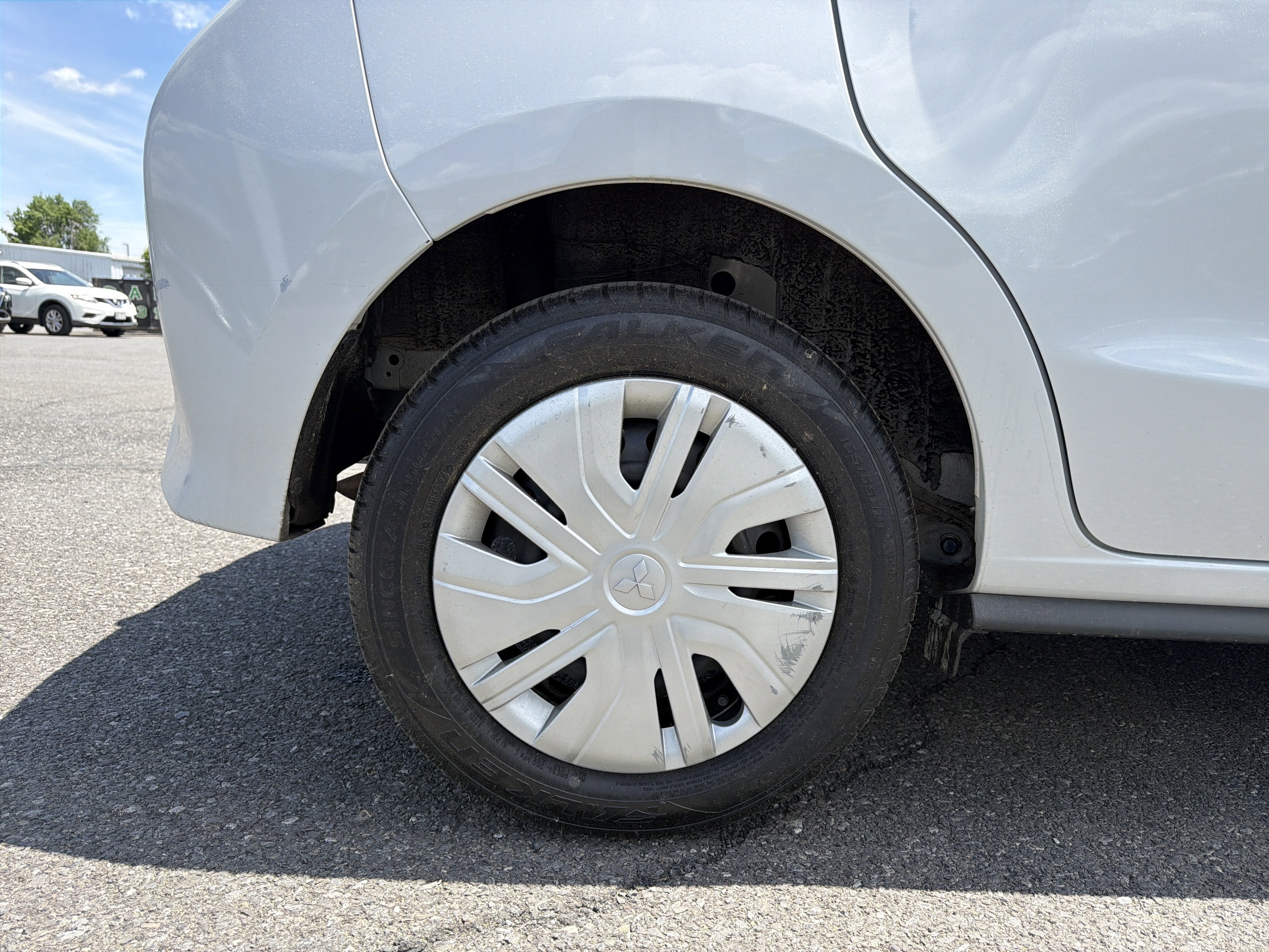 2024 Mitsubishi Mirage ES