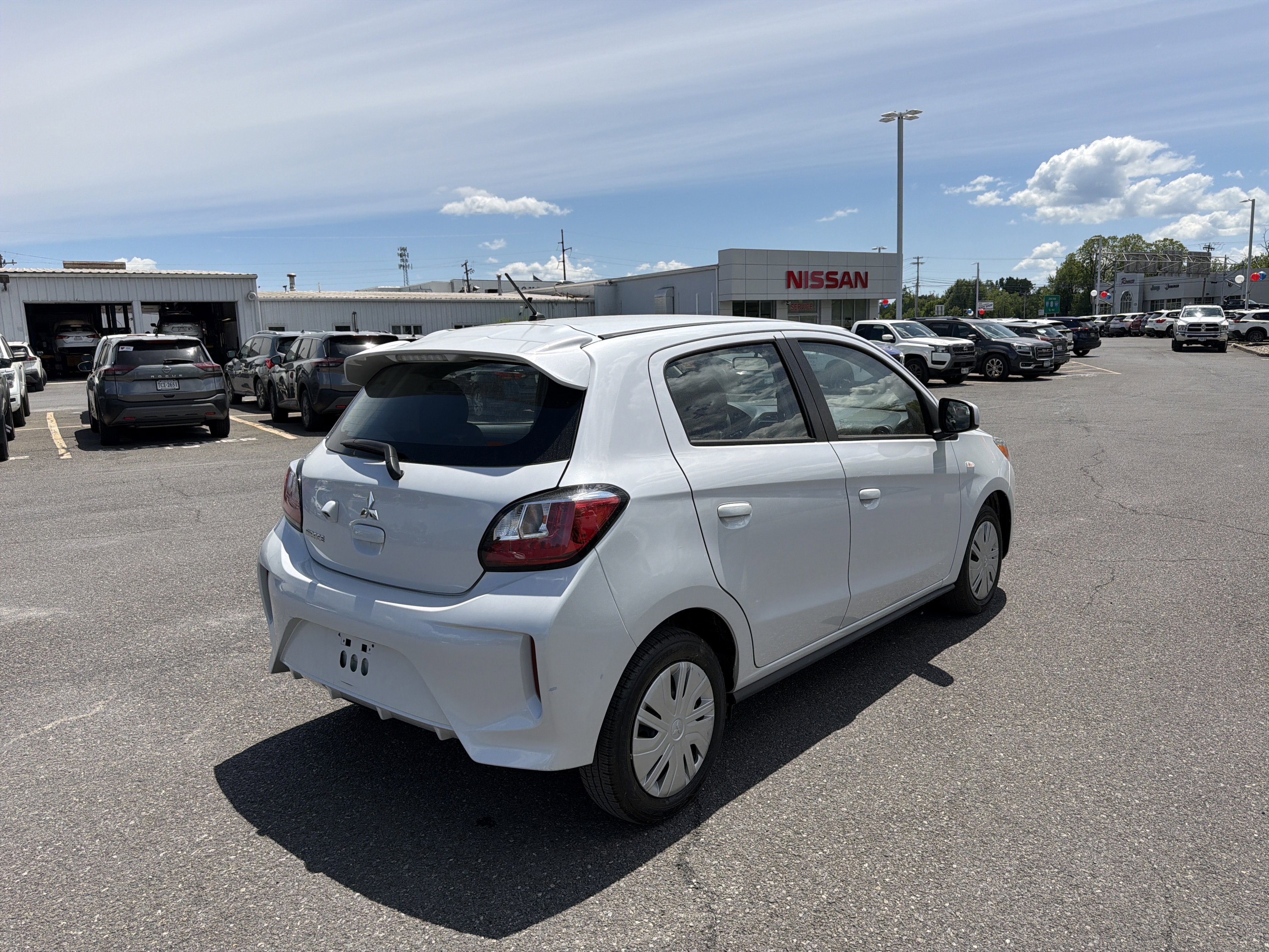 2024 Mitsubishi Mirage ES