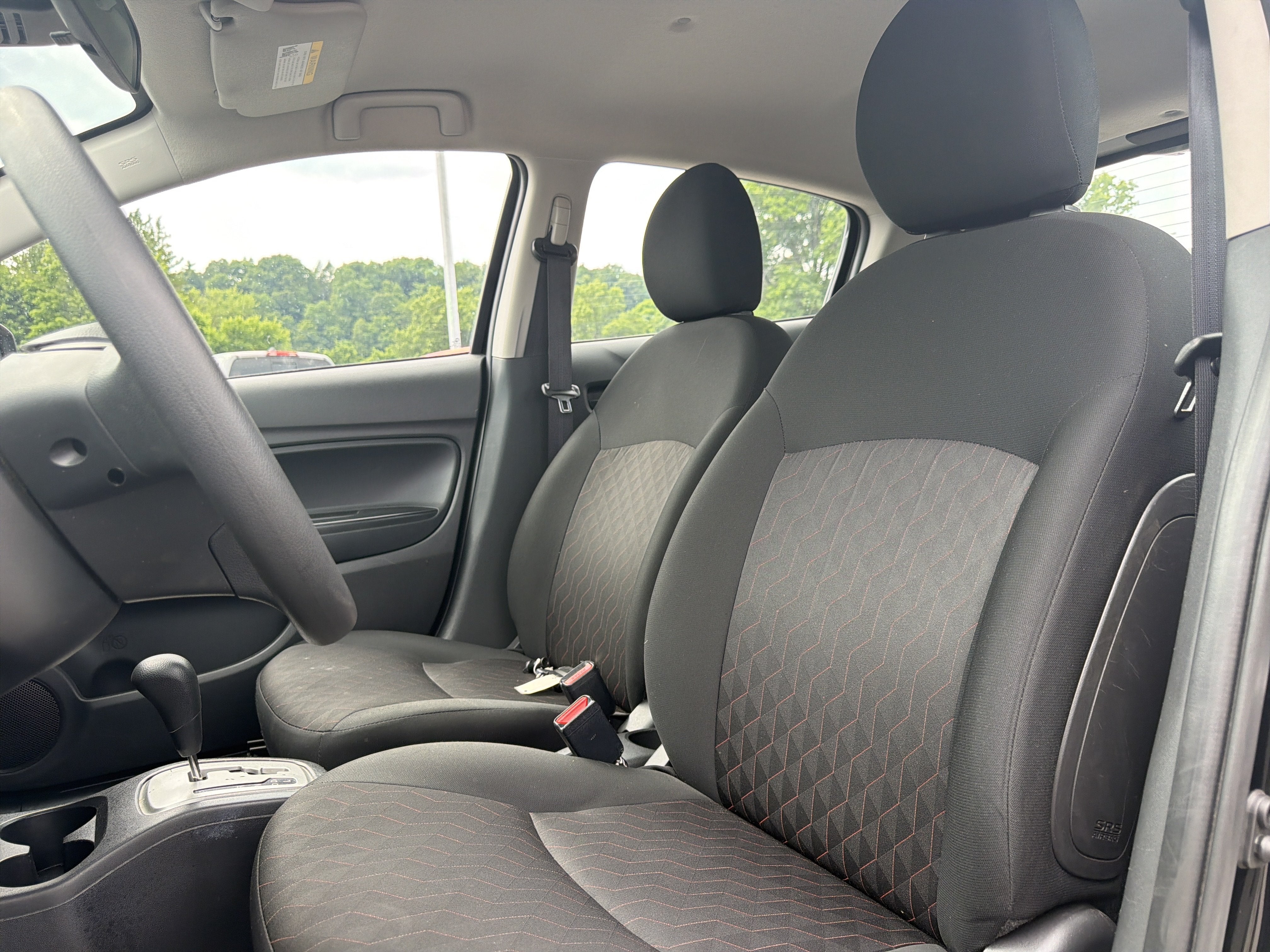 2024 Mitsubishi Mirage ES