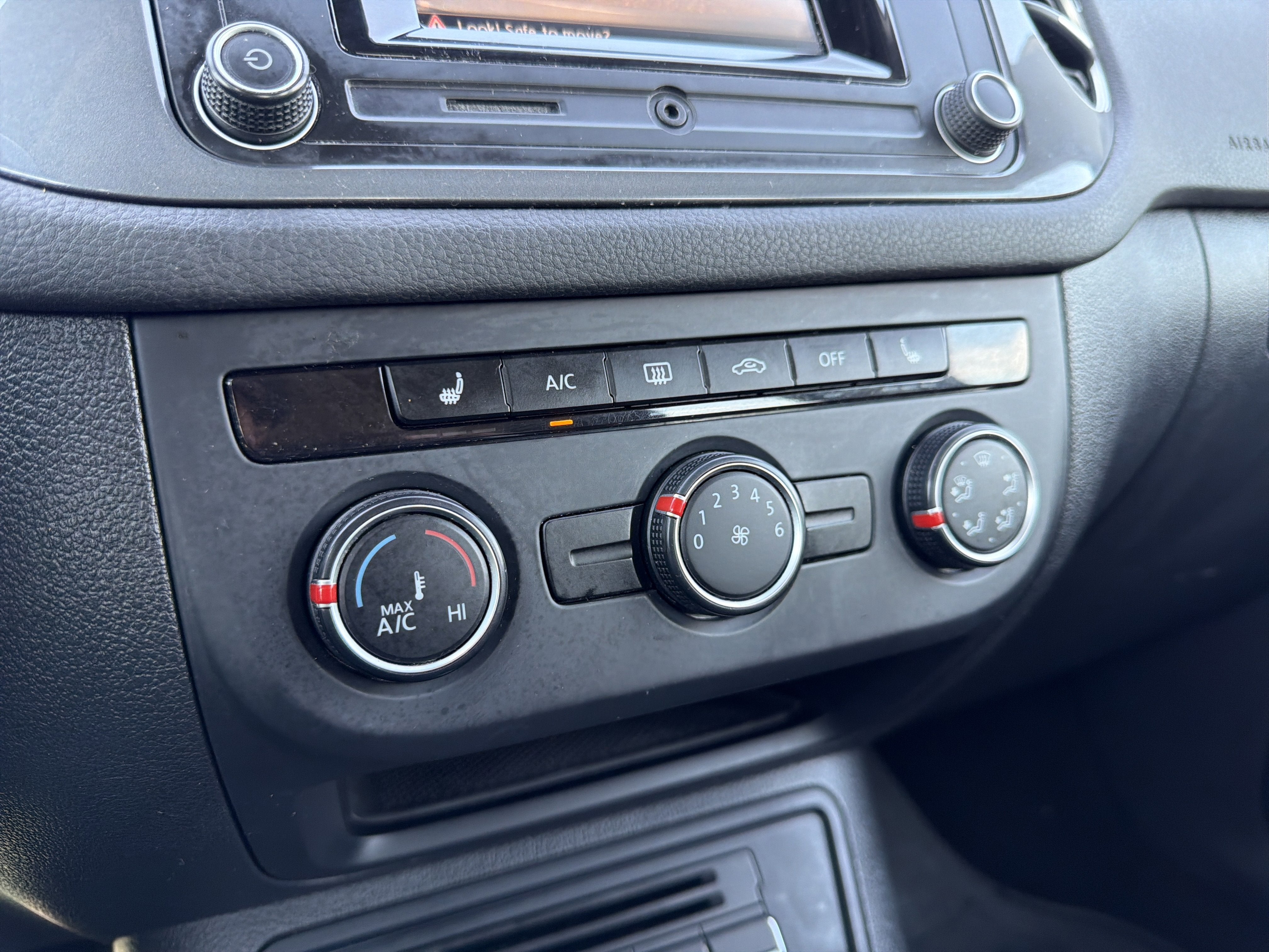 2016 Volkswagen Tiguan SE 4Motion