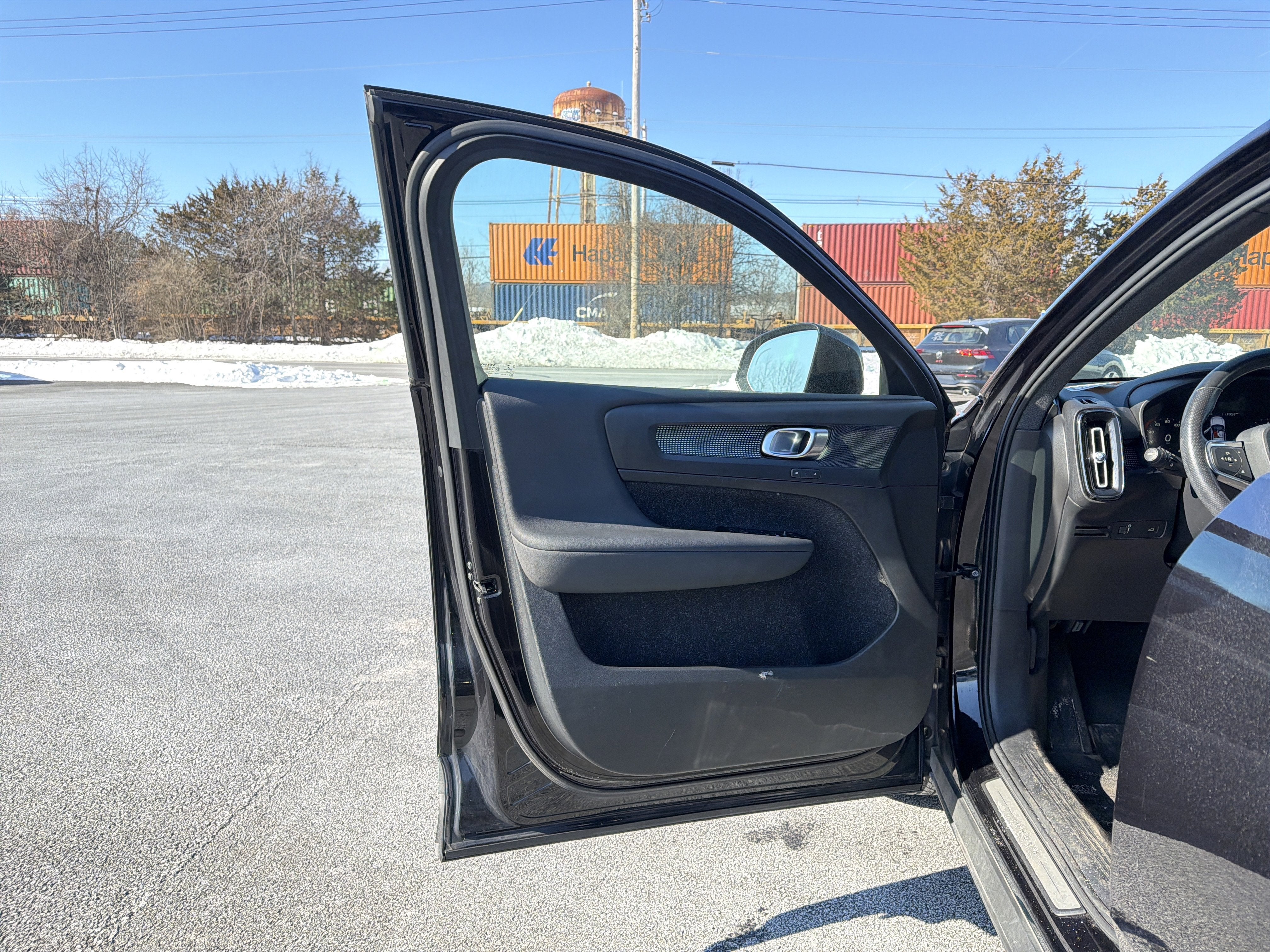 2021 Volvo XC40 R-Design