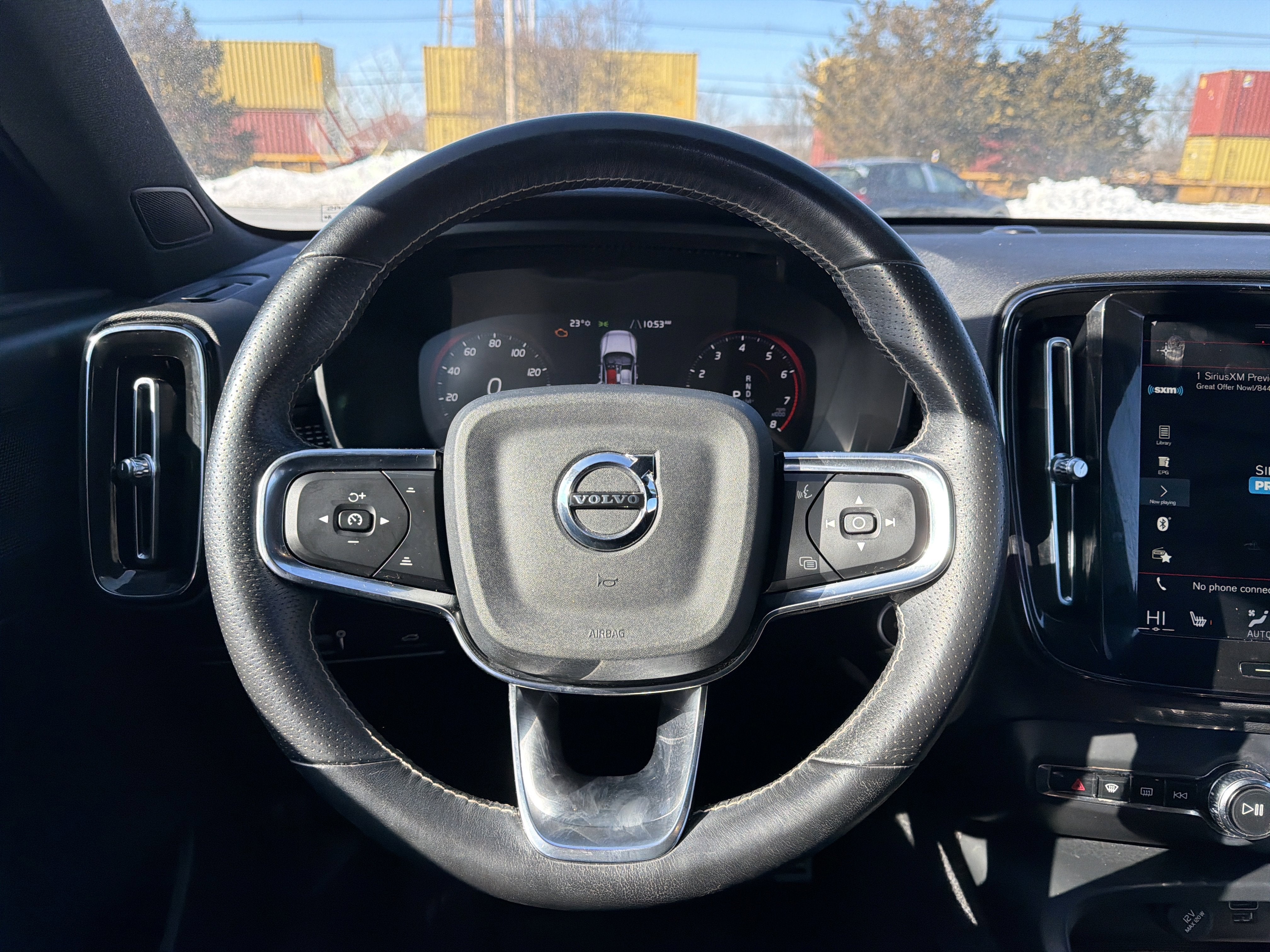 2021 Volvo XC40 R-Design