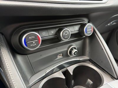 2018 Alfa Romeo Stelvio Base