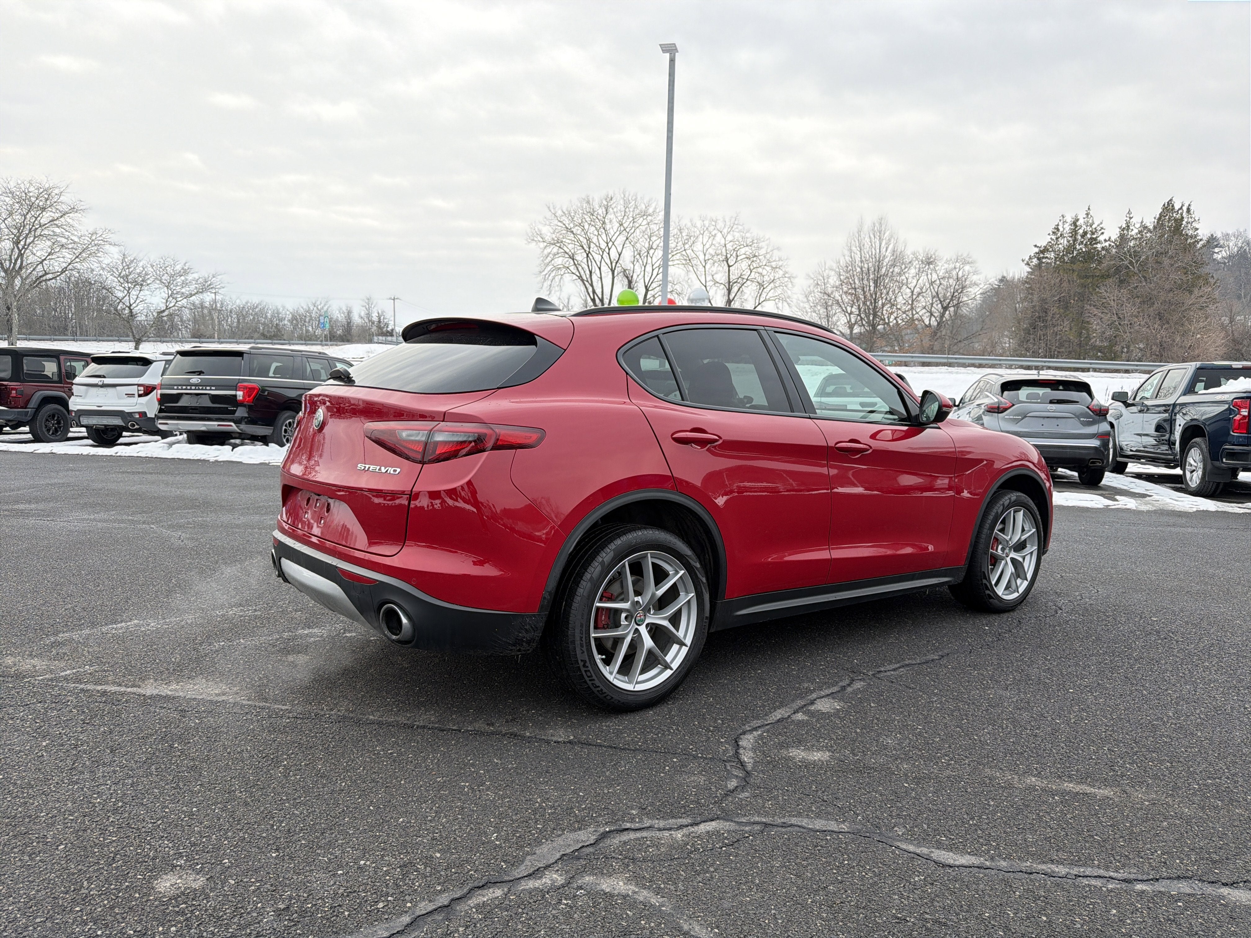 2018 Alfa Romeo Stelvio Base